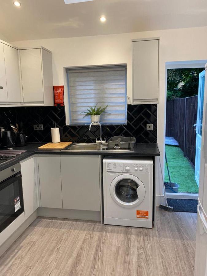 شقة London Flat With Garden Catford المظهر الخارجي الصورة